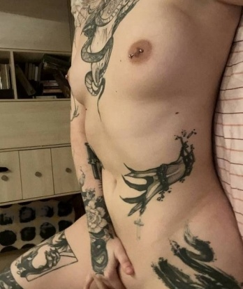 Встречи со мной - это воплощение ваших самых тайных фантазий. 🌙
💋 Я с удовольствием сопровождаю вечеринки и деловые встречи, подчеркивая вашу привлекательность и успех. Я сделаю вас центром внимания, доставив истинное наслаждение и неповторимые эмоции. 🌟
📸 На фото, которые ты можешь увидеть здесь, я в предвкушении незабываемого времяпровождения в Москве. Только дотронься до моего мира, и я покажу тебе рай, полный удовольствий. 🔥
💖 Я изучила искусство соблазна и обладаю множеством интересных талантов. В моем арсенале массаж, стриптиз, ролевые игры и многое другое. Позволь мне удивить тебя своим потрясающим опытом и умением доставлять истинное удовольствие.
💌 Я по адресу в Москве жду встречи с поклонниками и ценителями истинной красоты и наслаждения. Позвони мне прямо сейчас и окунись в мир эротических фантазий и незабываемого блаженства. ✨ Елизавета